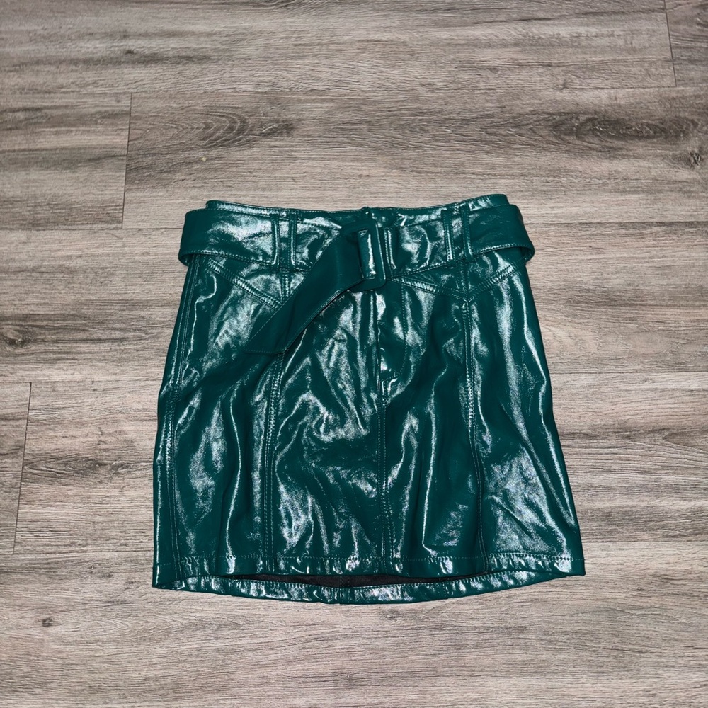 Forever 21 Size Medium Turquoise Mini Skirt